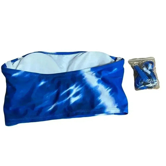 🌟Xhilaration Bandeau Swim Top XS Blue White Tie Dye Women's Beachwear 🌟 - Picture 5 of 7
